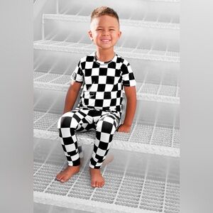 NWT DREAM BIG LITTLE CO UNISEX BAMBOO OREO CHECKERS DREAM SET 7/8 SHORT SLEEVE